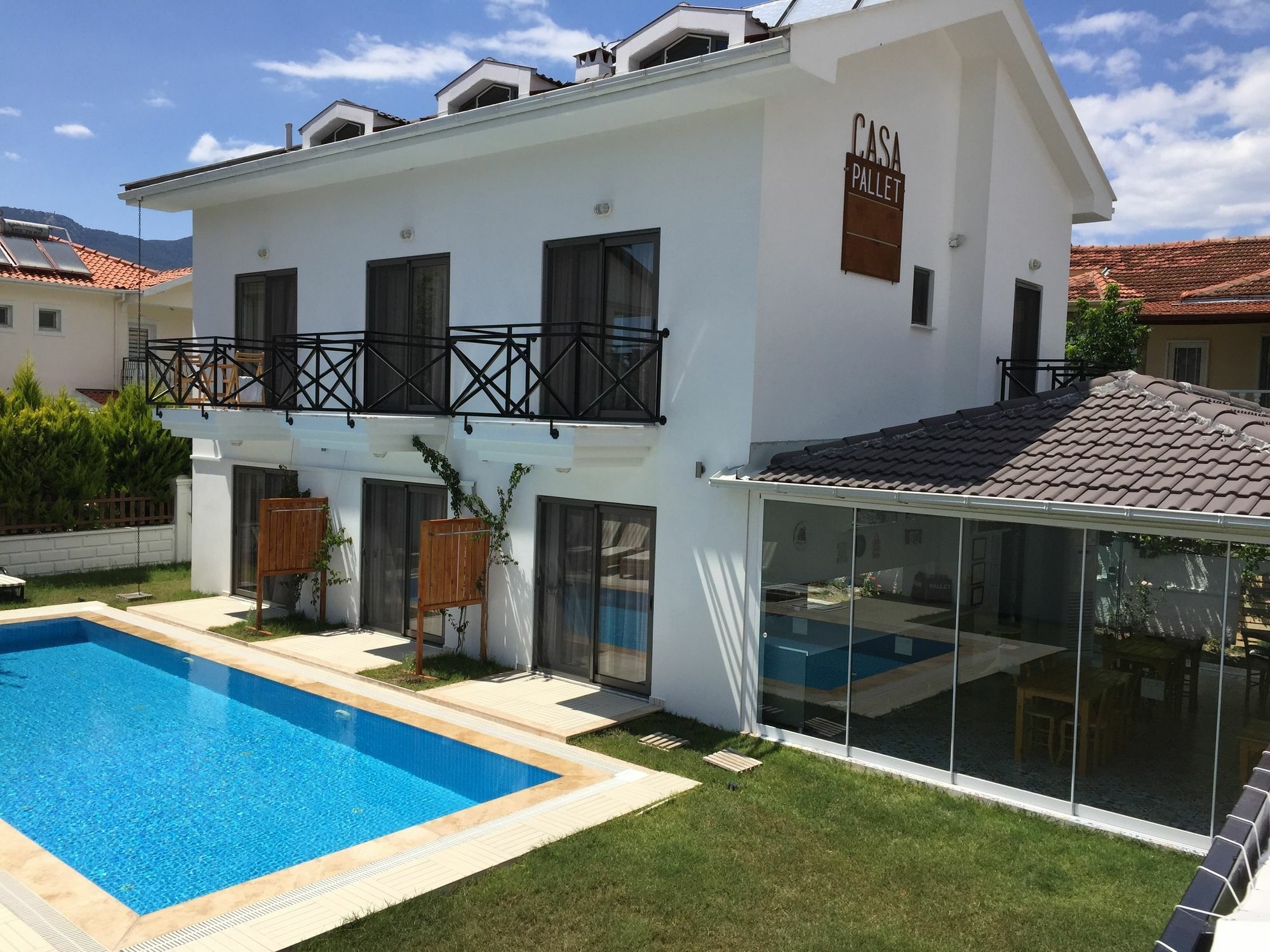 Casa Pallet Hotel (Adults Only) Дальян Экстерьер фото